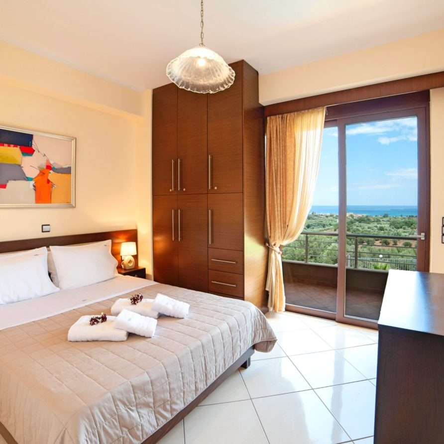 Sunlight Villas | HotelPraxis