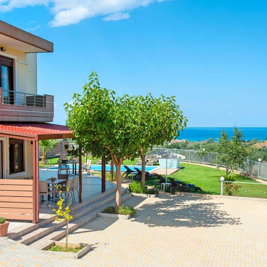 Sunlight Villas | HotelPraxis