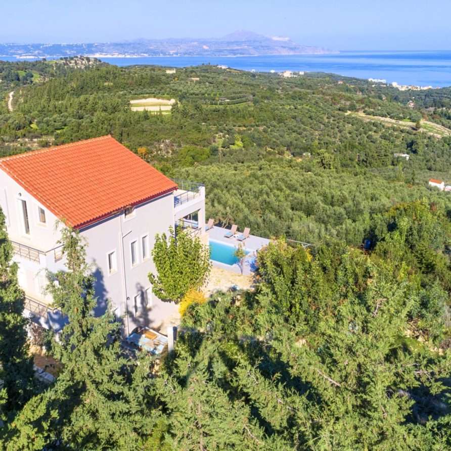 Cretan Family Villa | HotelPraxis