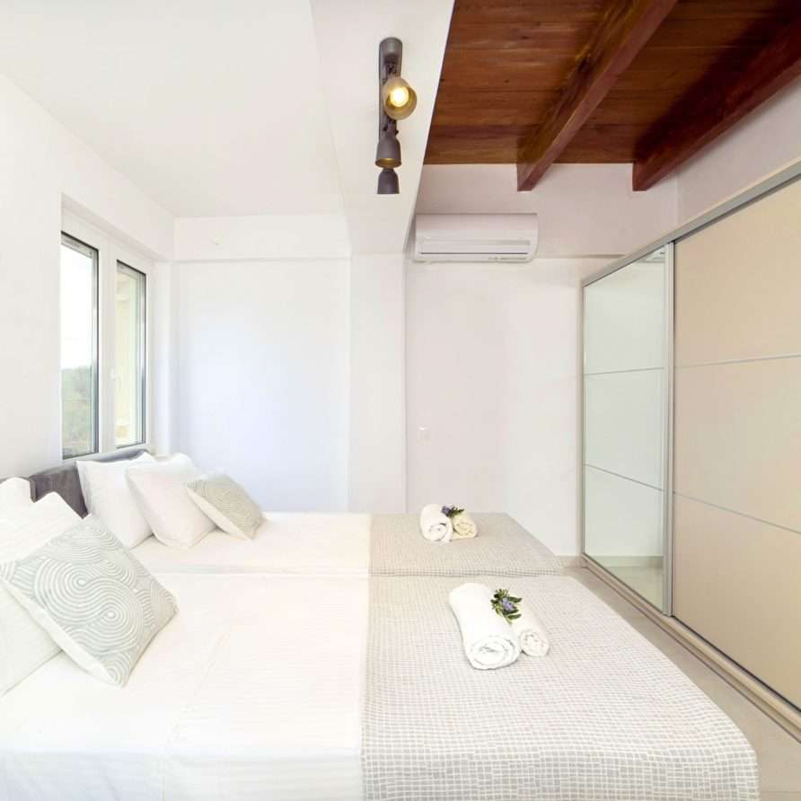 Cretan Family Villa | HotelPraxis