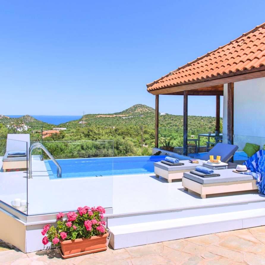 Olive Green Villa | HotelPraxis