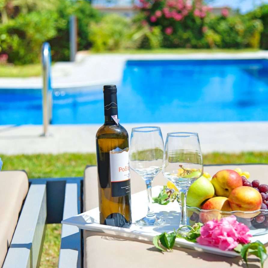 Island Suites | HotelPraxis