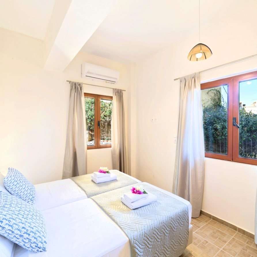 Grand View Villa | HotelPraxis