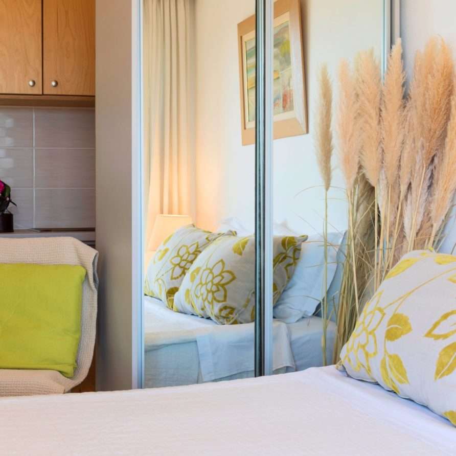 Olive Green Villa | HotelPraxis