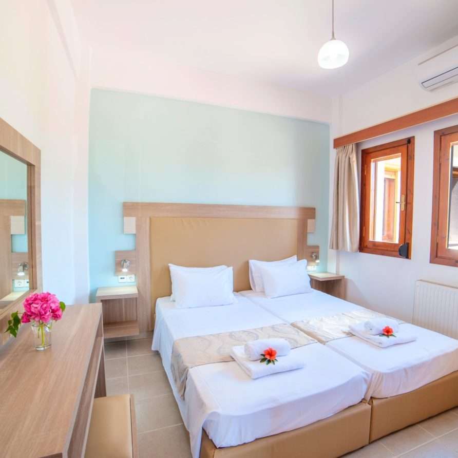 Island Suites | HotelPraxis